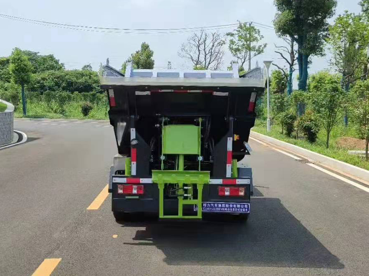 东风纯电动自装卸垃圾车