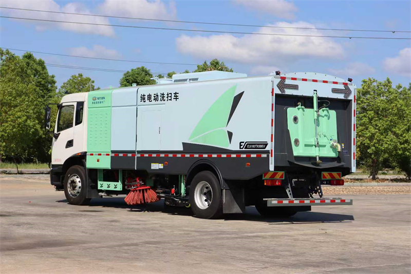 东风天锦新能源洗扫车（15方）