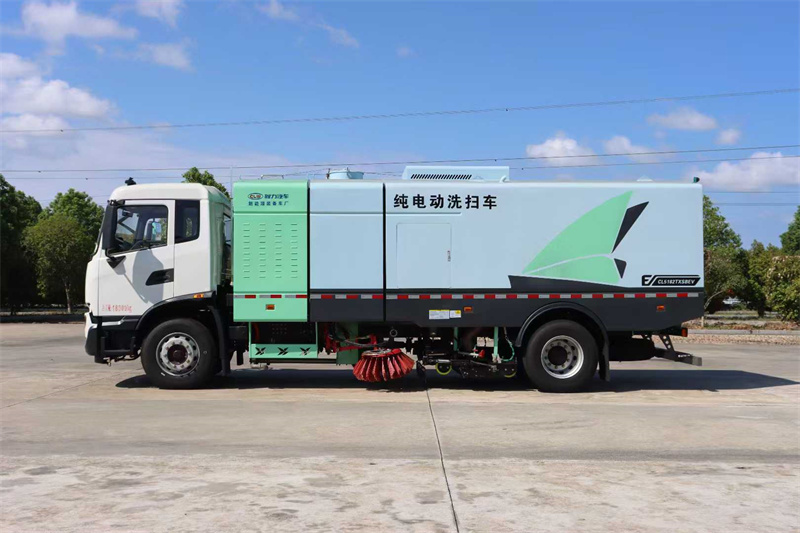 东风天锦新能源洗扫车（15方）